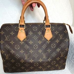 Louis Vuitton Speedy 35 W/ Lock & Key